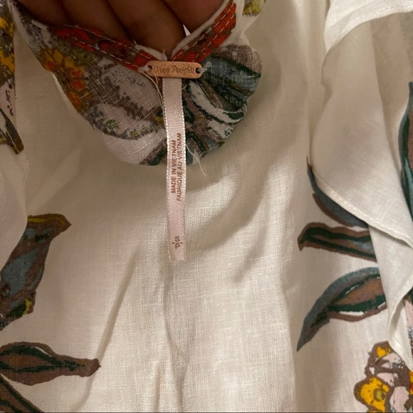 FREE PEOPLE Summer In Tulum Linen Floral Tunic - Picture 4 of 5